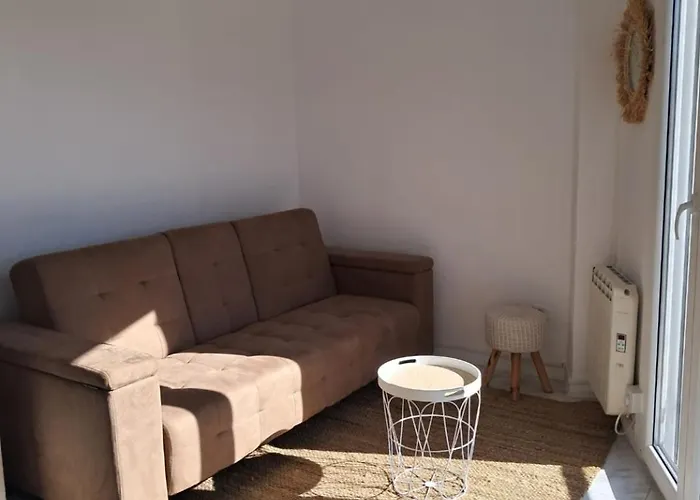 Hyp - Mar Y Descanso 阿卡德